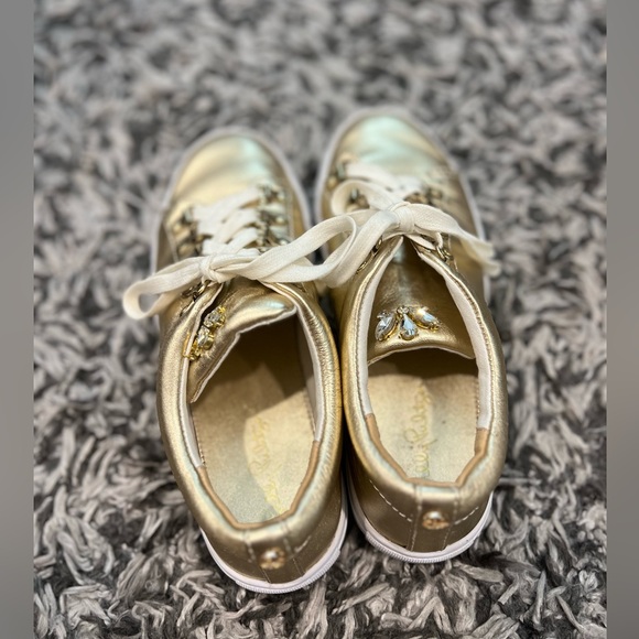 Lilly Pulitzer • Hallie Gold studded Sneaker Size 8 💥RARE 💥 - Picture 9 of 15